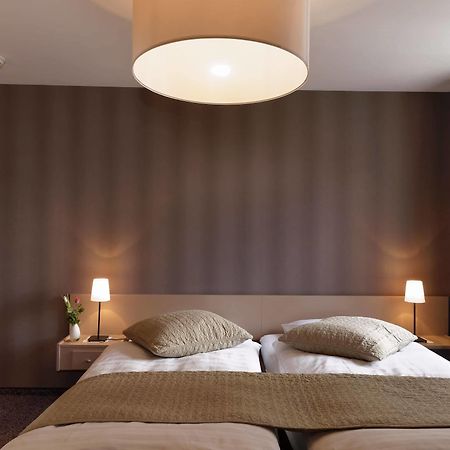 Hotel La Suite Пейерн Экстерьер фото