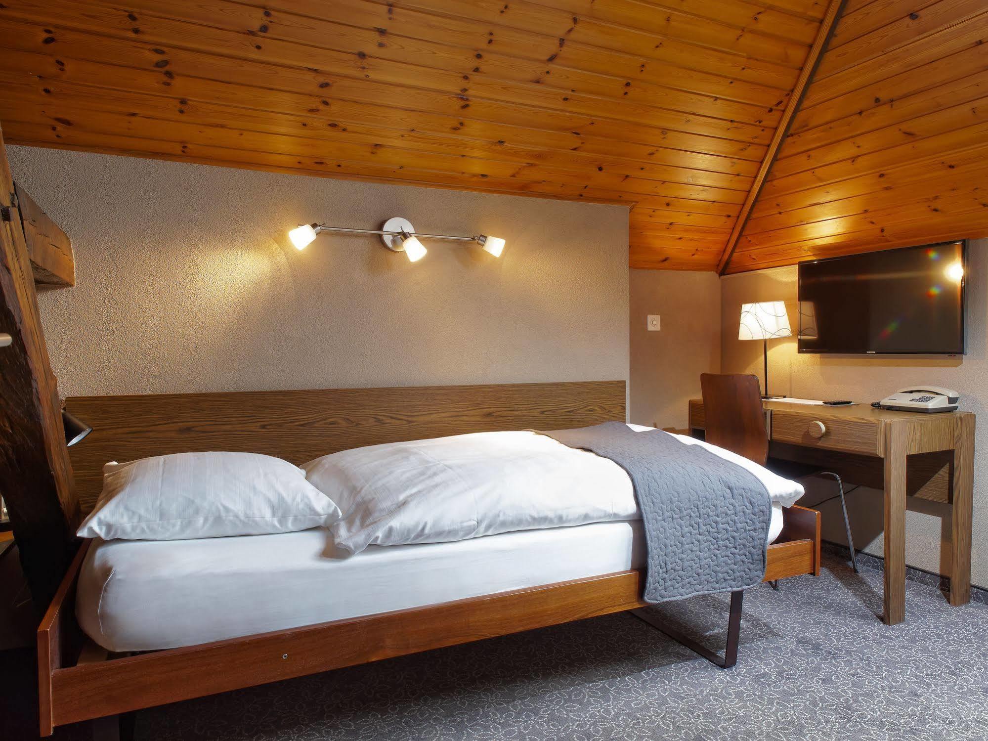 Hotel La Suite Пейерн Экстерьер фото